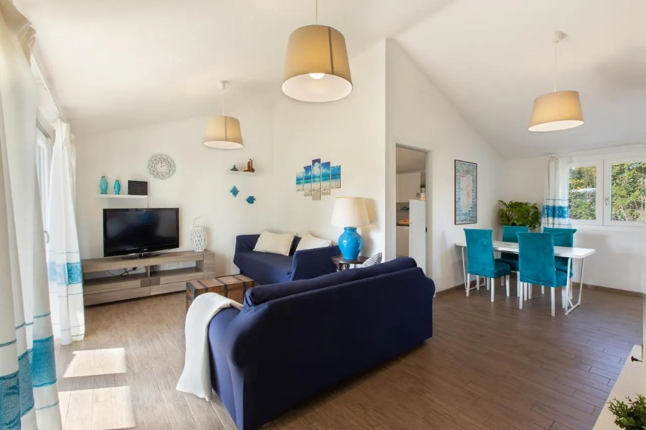 Sant Isidoro  Sardinia Hostay Holiday House With Garden Sant'Isidoro דירה Sant Isidoro (Sardinia)