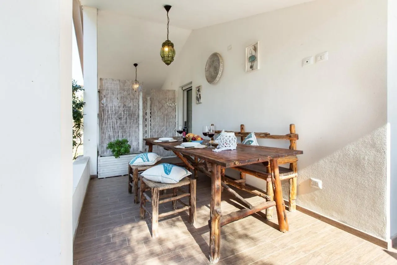 Apartman Sardinia Hostay Holiday House With Garden Sant'Isidoro Sant' Isidoro
