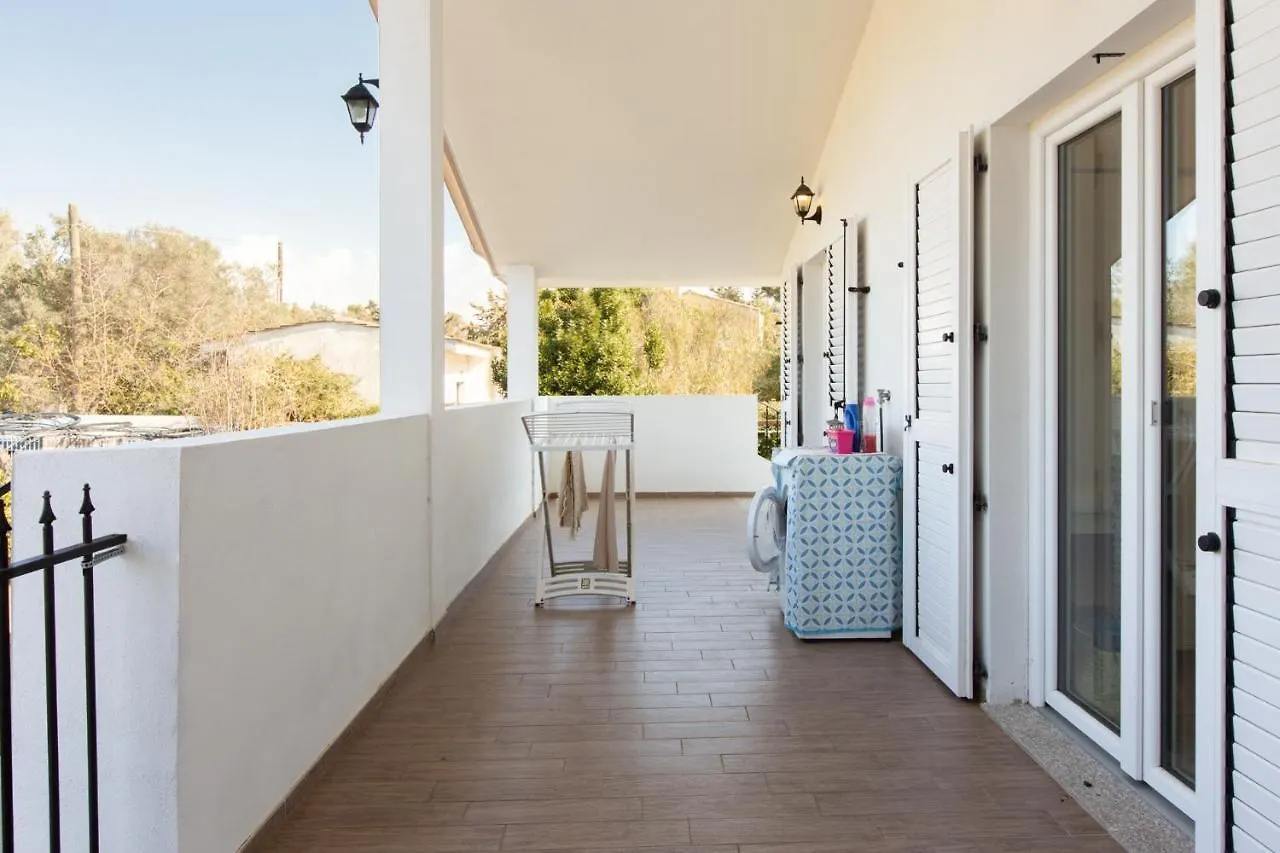 Apartman Sardinia Hostay Holiday House With Garden Sant'Isidoro Sant' Isidoro